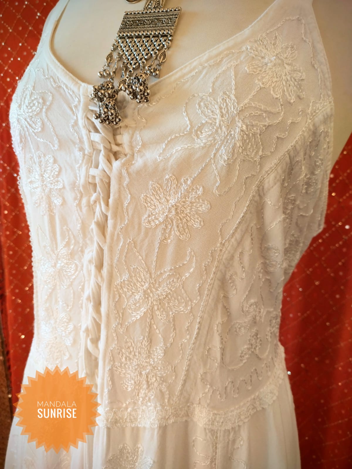 "Preloved"White rayon maxi dress plus size