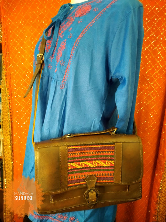 Gorgeous leather bag from Bolivia 🇧🇴