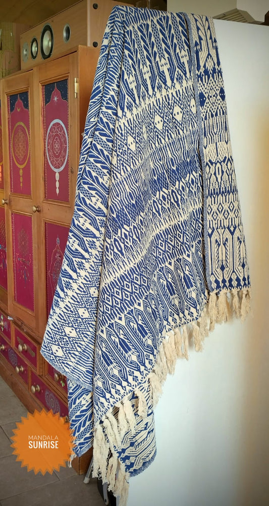 100% cotton hand woven blanket/throws