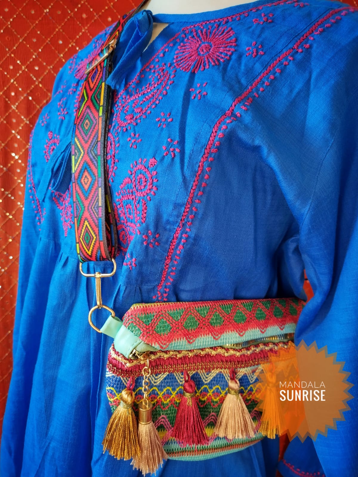 Gorgeous versatile zipped bag