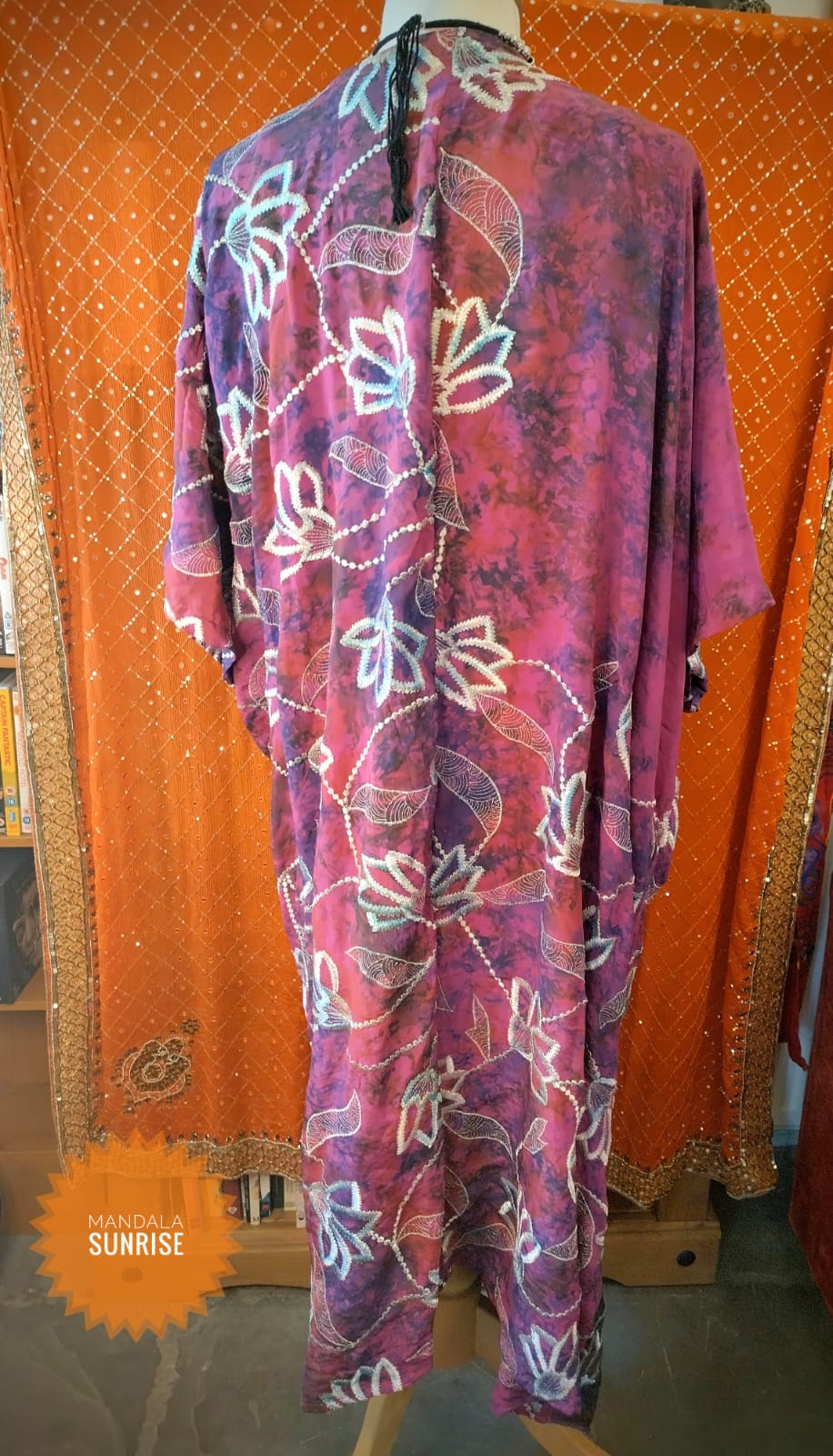 Silk embroidered Kimono